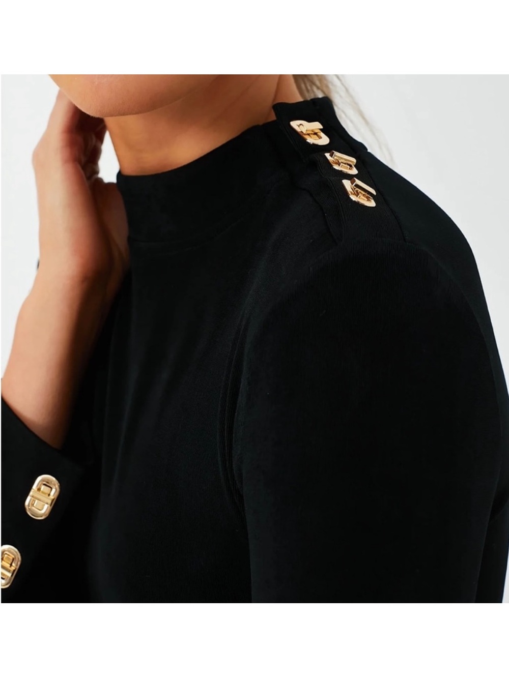 Tuckernuck Black Clasp Shoulder Kaley Top Size Medium